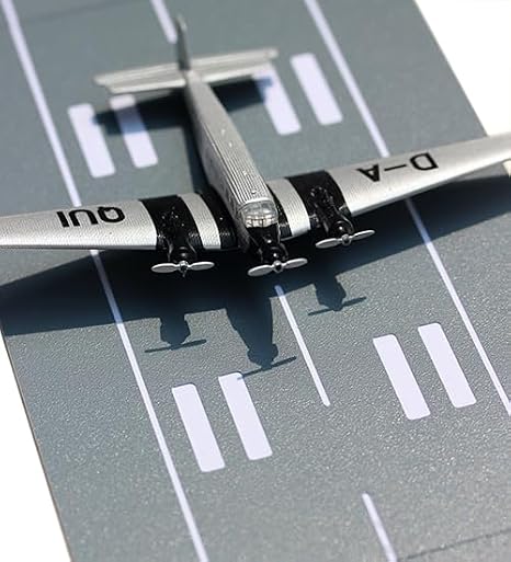 Mycity Small Aircraft Model Runway, Plastic Runway