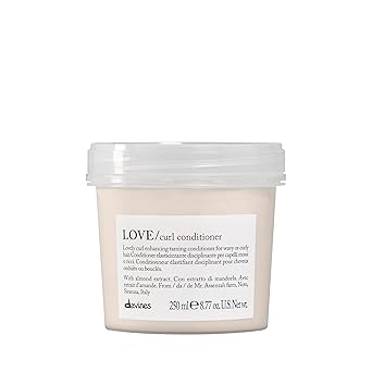 Davines LOVE/Curl Conditioner, Elasticizing & Taming Formula for Wavy or Curly Hair - Protein-Rich Treatment Enhances Volume, Softness & Control - Weightless Hydration for Defined Curls