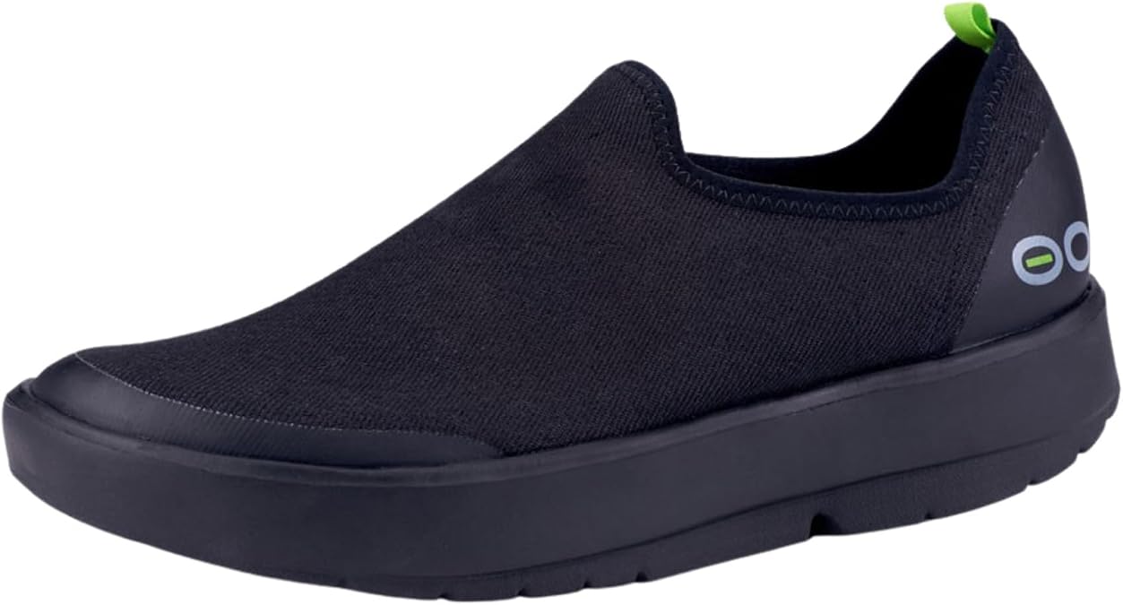 OOFOS OOmg eeZee Low Recovery Shoe - Womens