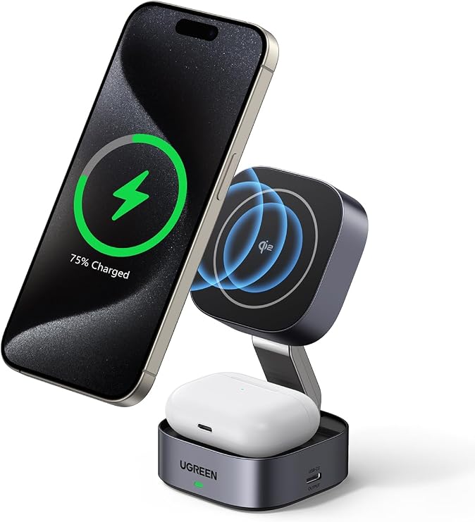 UGREEN MagFlow Qi2 Wireless Charger 15W MagSafe Compatible iPhone Wireless Charging Foldable MagSafe Charging Stand 2in1 + USB C Port Expansion Compatible with iPhone 17/16/15/14/13/12 Series | USB Cポート増設/1台3役、極めて強力な磁力と固定力、コンパクトな正方形、持ち運びやすい、多重保護・高い安全性、幅広い互換性、iPhone17/16/15/14/13/12シリーズ/AirPods 3/2/Pro適用