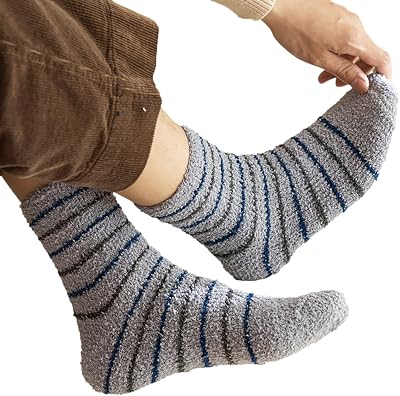 Womens Winter Fuzzy Socks Plush Slipper Socks Fuzzy Floor Warm Socks House Anti-Skid Lined Christmas Socks