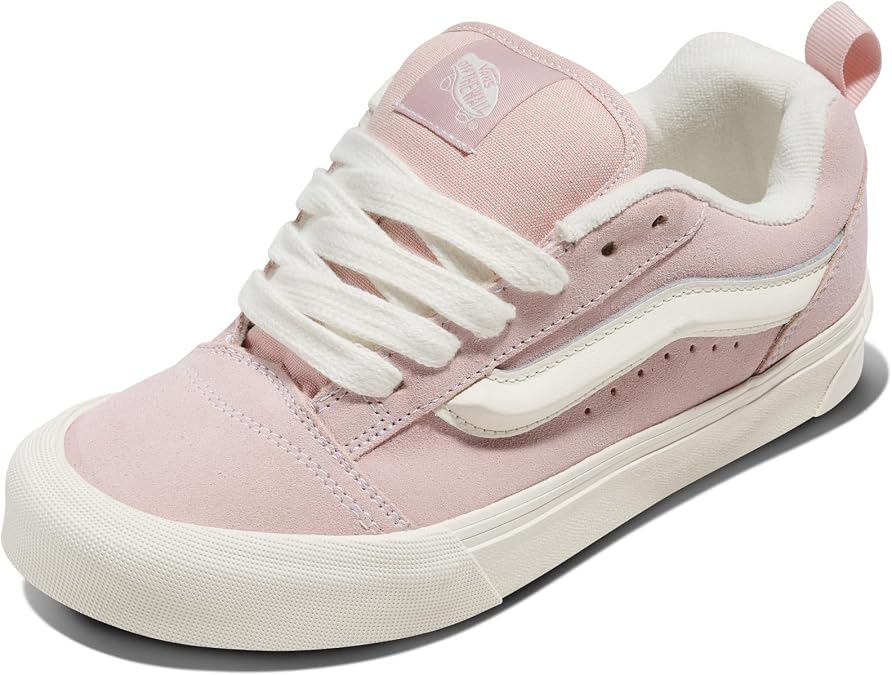 Vans Unisex Adult Knu Skool Shoe - '90s Retro Puffy Low-Top Fashion Sneakers for Men & Women